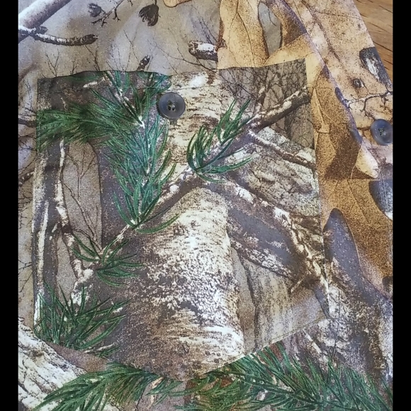 Shirt 👕 with long sleeve with button - Picture 6 of 8